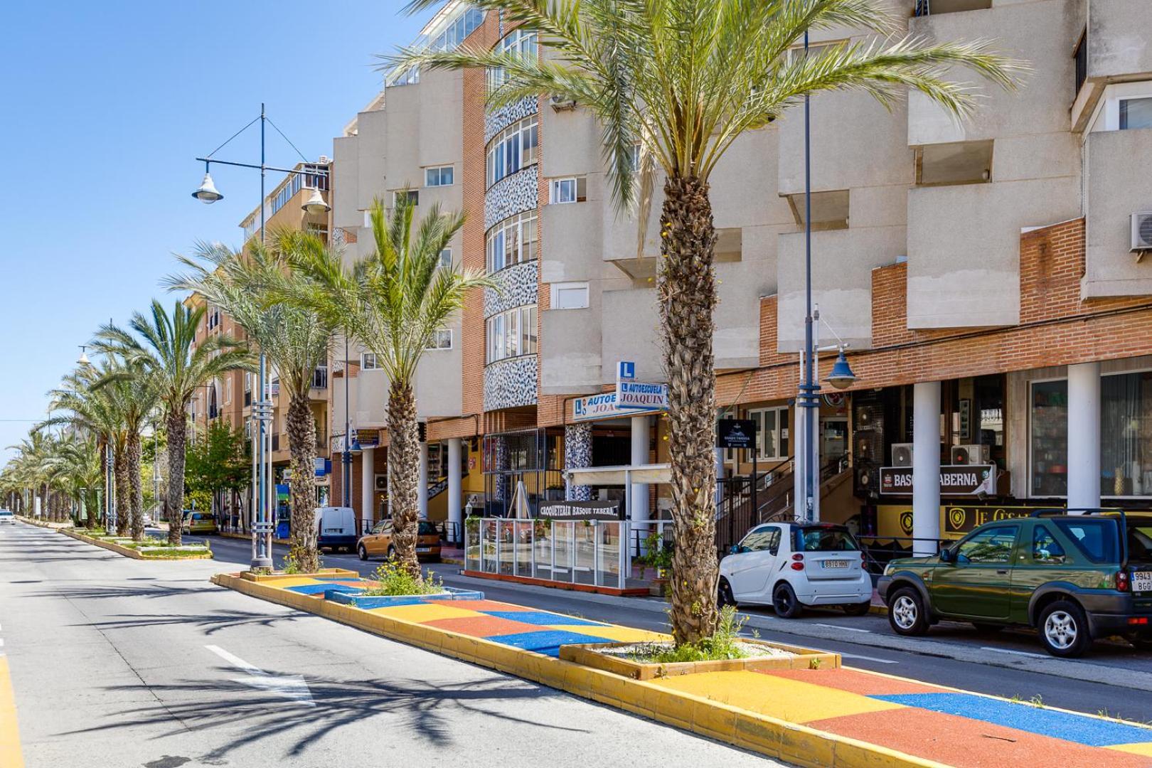 Apartment Near Beach, Playa Del Cura Torrevieja Exterior photo